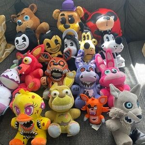 FNAF plushies